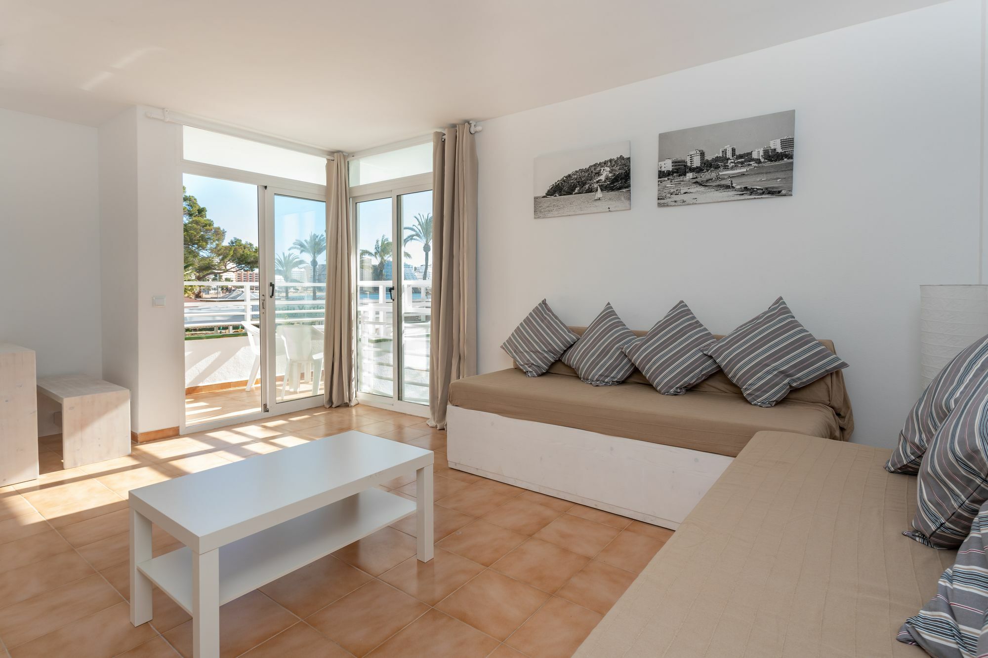 Neighbours Apartments Magaluf  Eksteriør billede