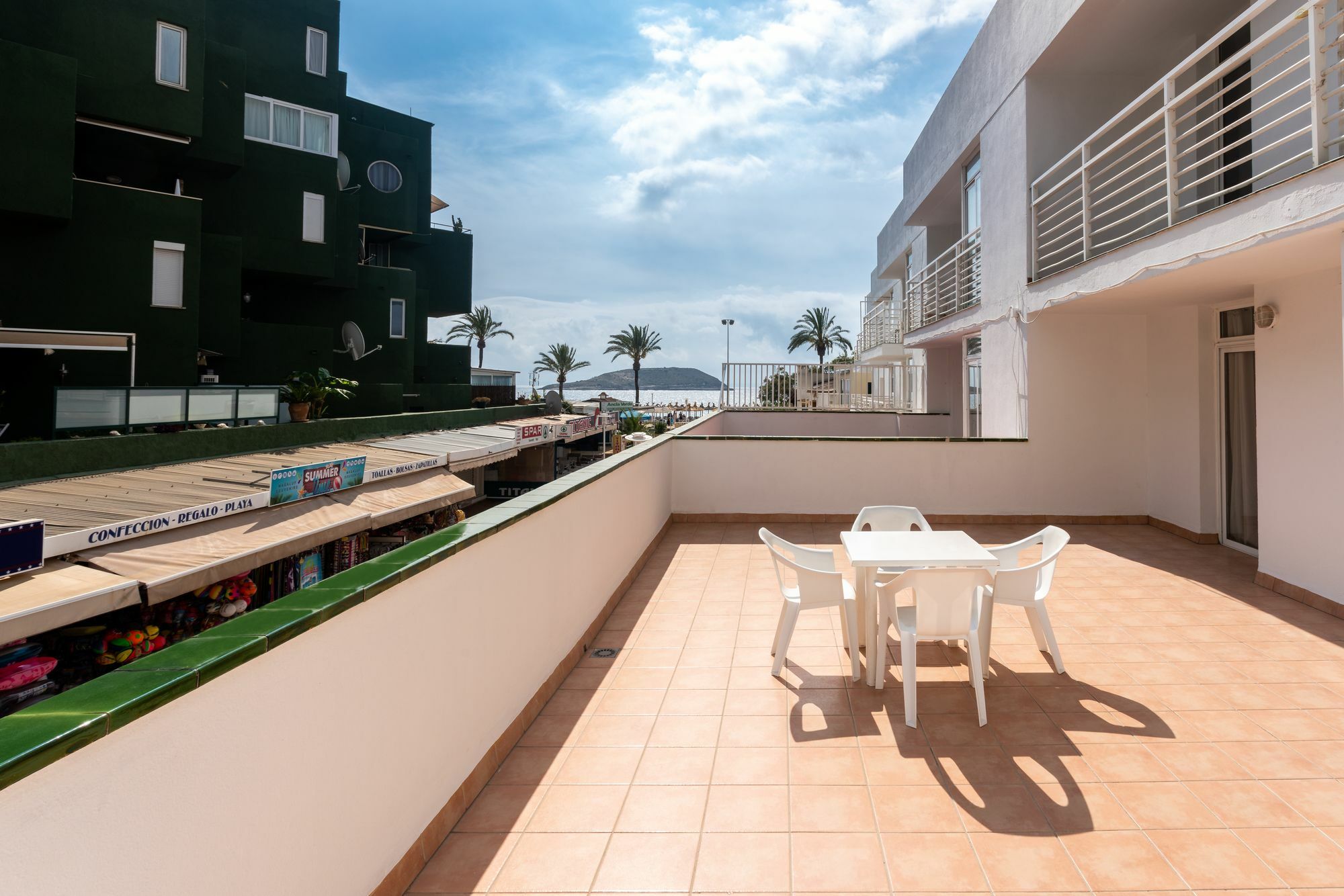 Neighbours Apartments Magaluf  Eksteriør billede